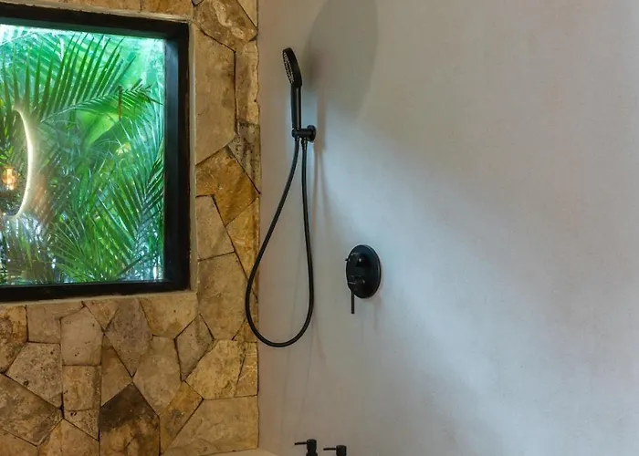 بيت للعطل The Jungle - Tropical Concept - Outdoor Cinema Billiard Bathtub 3Br تْشانغو
