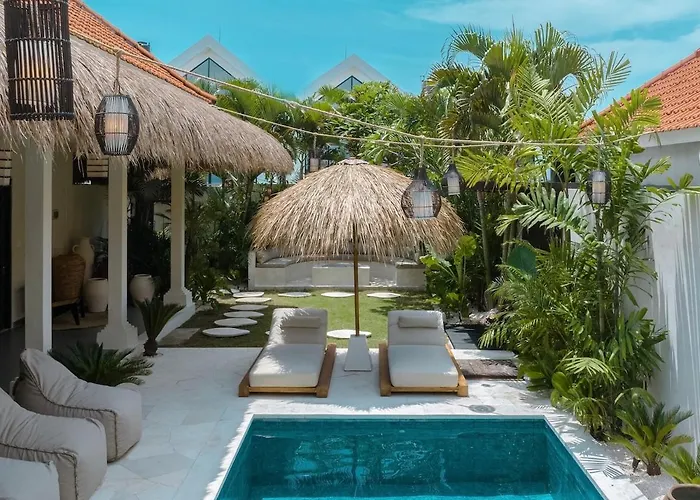 Ferienhaus The Jungle - Luxurious & Tropical Concept - 3br Canggu