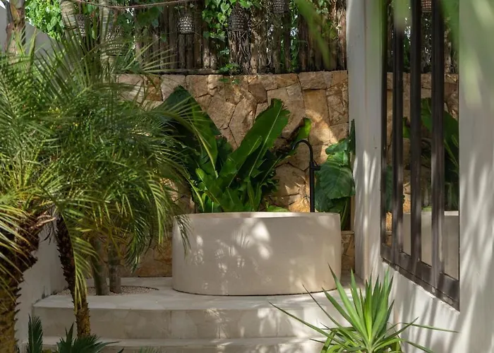 بيت للعطل The Jungle - Tropical Concept - Outdoor Cinema Billiard Bathtub 3Br تْشانغو