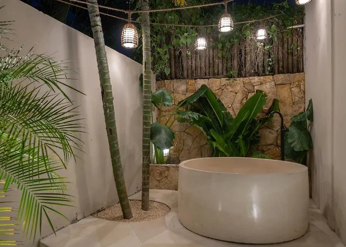 The Jungle - Tropical Concept - Outdoor Cinema Billiard Bathtub 3Br بيت للعطل تْشانغو